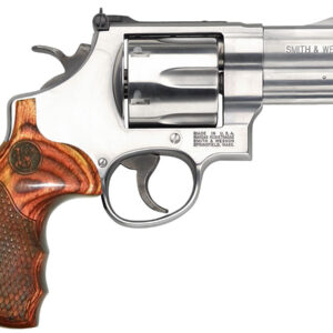 Smith & Wesson 629 Deluxe 44 Magnum Revolver with Textured Wood Grips